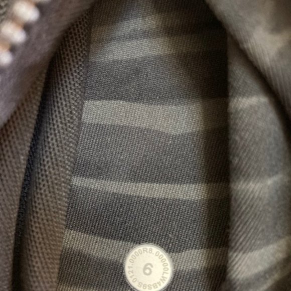 Lululemon Define Jacket Le Tigre Camo Deep Coal Multi Size 6 - Picture 2 of 5